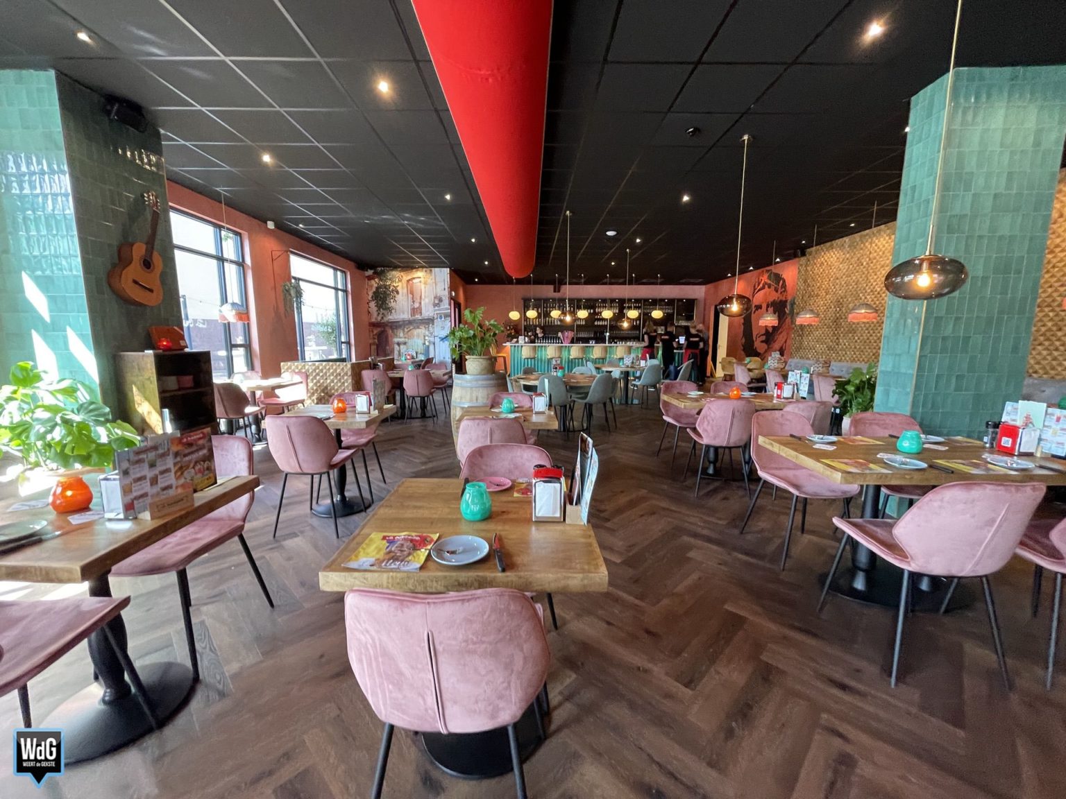 La Cubanita geopend door de burgemeester