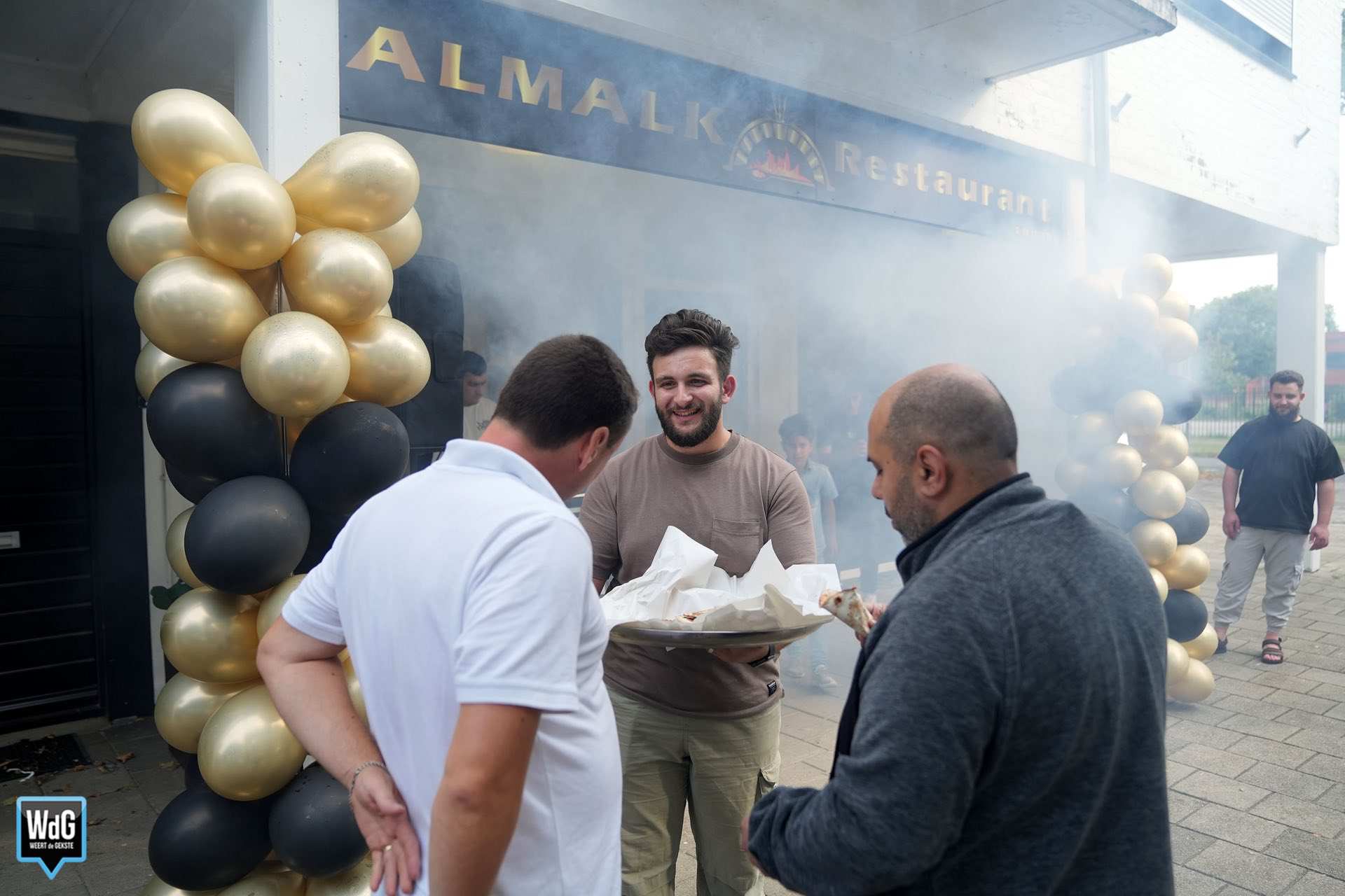 Almalk Restaurant Aan Graafschap Hornelaan Feestelijk Geopend