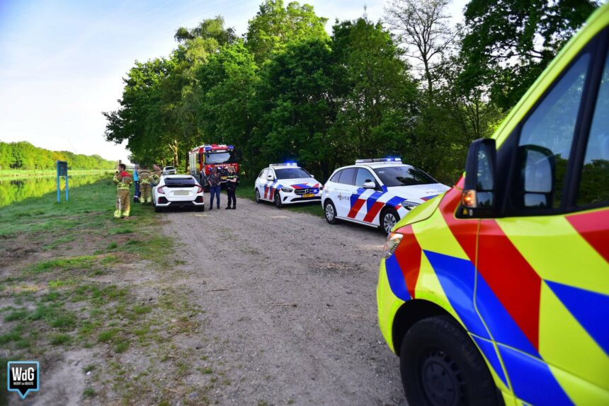 Auto belandt in kanaal bij Kelpen-Oler