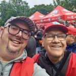 Medewerkers Risse Groep demonstreren in Den Haag voor gelijke rechten