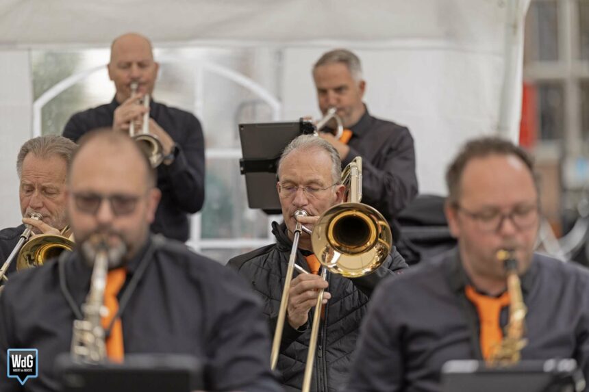 Vrijheid gevierd met muziek op de Markt in Weert