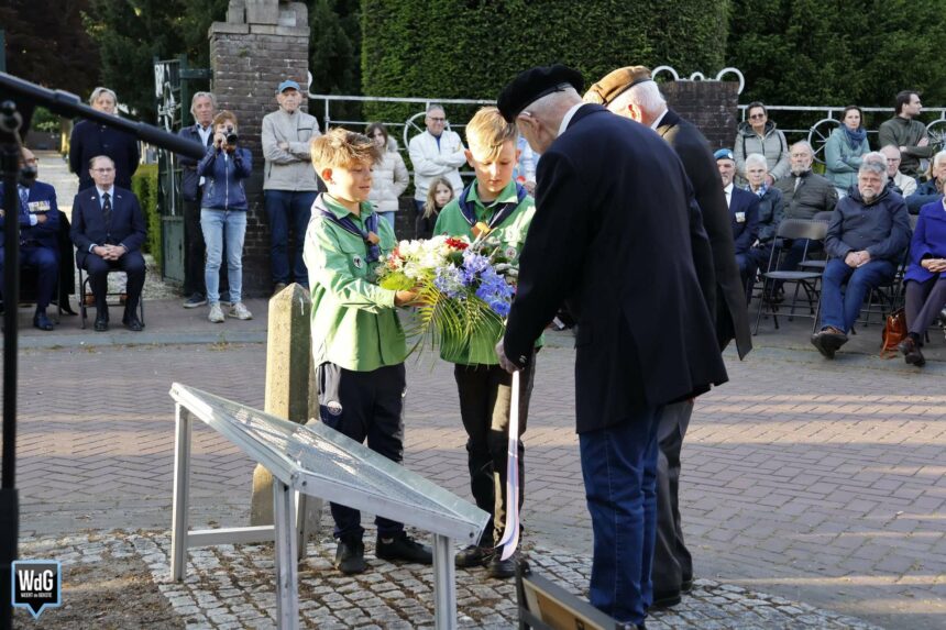 Jong en oud herdenken samen slachtoffers van oorlog