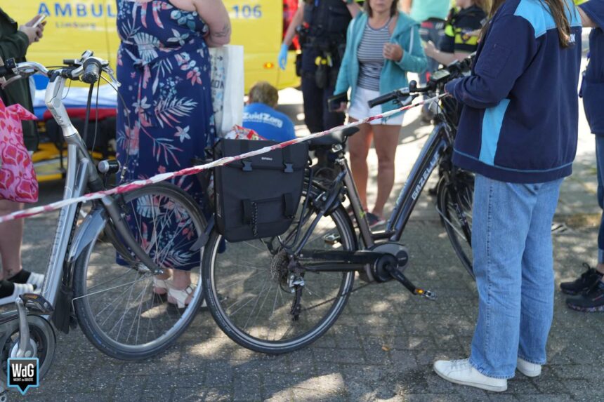 Fietser botst op gespannen afzetlint in Budel