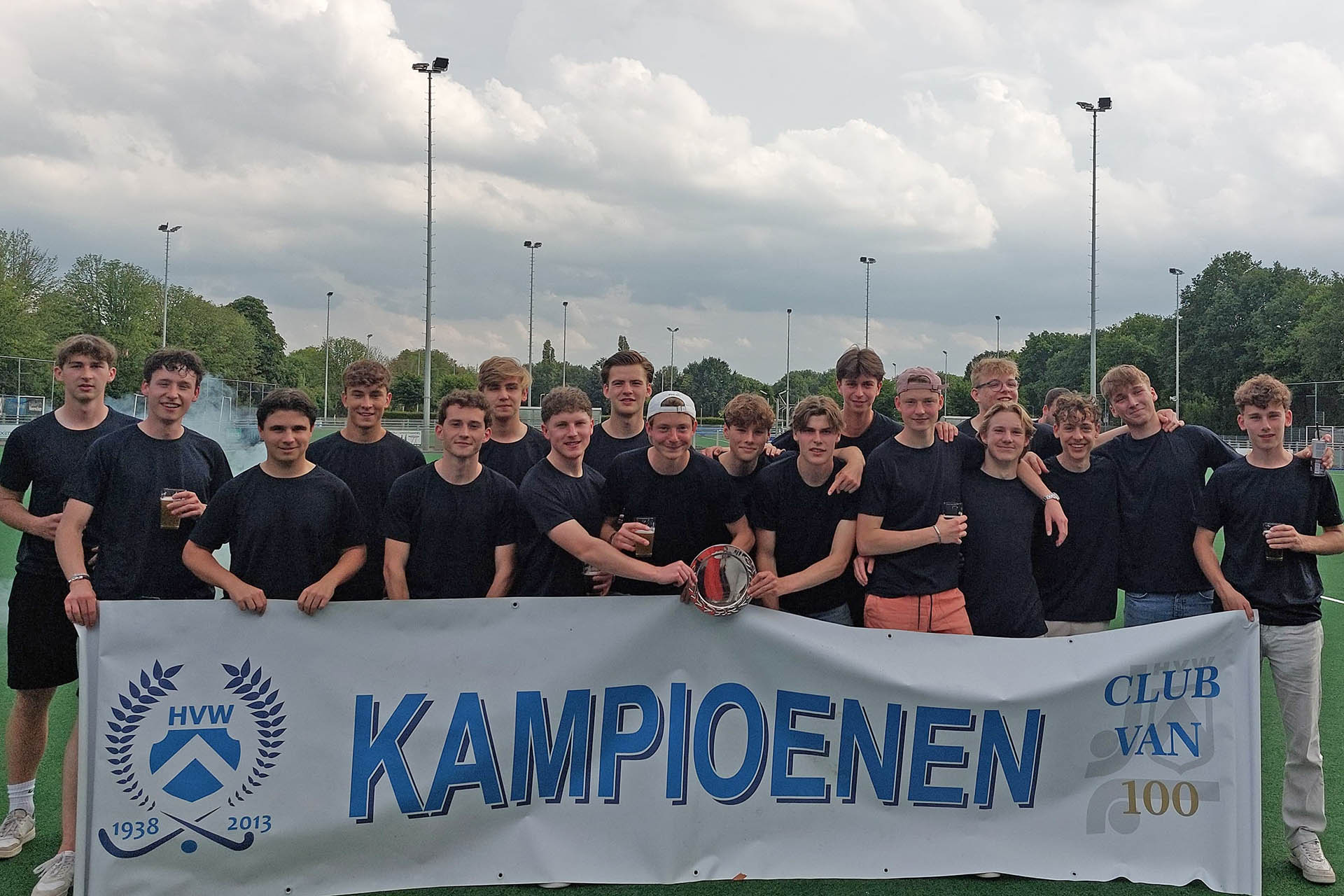 H.V. Weert JO18-1 opnieuw kampioen