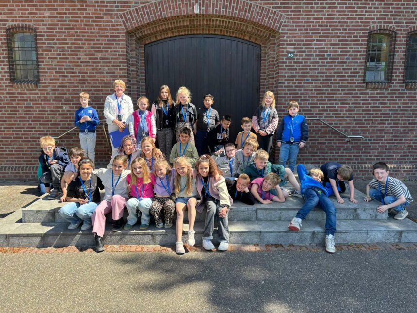 Leerlingen IKC Leuken leren over geschiedenis van hun wijk