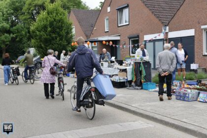 Wijk Leuken stond zondag vol met tweedehands koopjes
