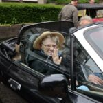 Bewoners Ververshof maken ritje in cabrio's en oldtimers