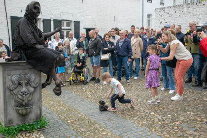 Levende standbeelden in Thorn - Fotograaf: Peter Rommers