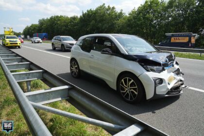 Kop-staartbotsing op snelweg A2 bij Maarheeze