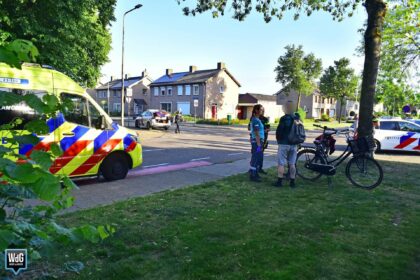 Fietser geschept door bestelauto in Nederweert