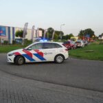 Persoon op scootmobiel aangereden door trein