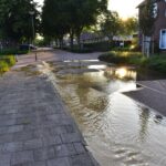 Waterlekkage in Beatrixstraat in Nederweert