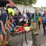 Brandweer Weert oefent realistisch scenario bij roeivereniging