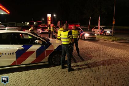 Politie beëindigt illegale carmeeting in Ittervoort