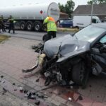 Auto botst met benzinevrachtwagen op N280 in Baexem
