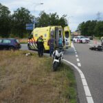 Motorrijder gewond na botsing met auto bij toerit A2 Budel