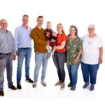 Uniek familiebeeld in Weert: vier generaties aan beide kanten