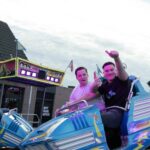 Jong en oud geniet van kermis in Budel