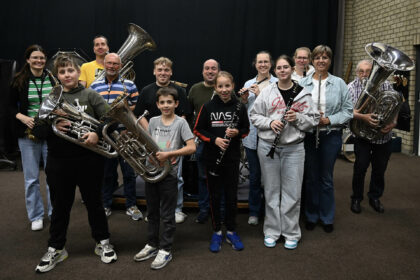 Foto via: Stedelijke Harmonie St. Antonius - Uitproberen muziekinstrumenten