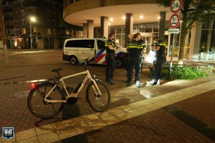 Politie vat duo met gestolen goederen in de kraag op Wilhelminasingel