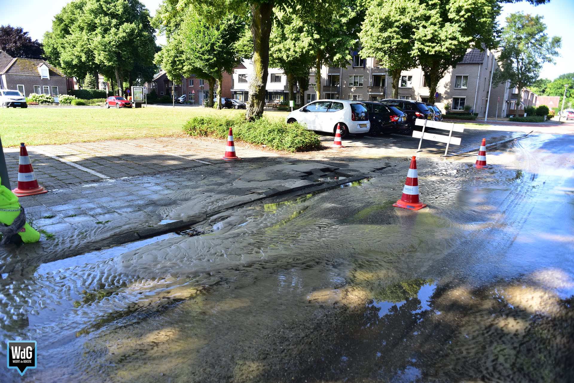 Waterleiding gesprongen in Nederweert