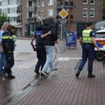 Scooter botst met auto op Wilhelminasingel