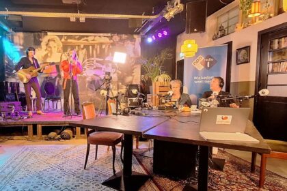 Dijkstra & Evenblij in Theater de Huiskamer