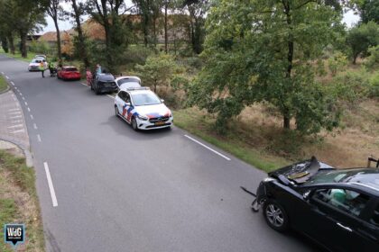 Twee gewonden bij ongeval met drie auto's op Trancheeweg