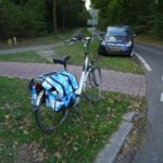Auto en fietsster botsen op oversteek Graafschap Hornelaan