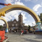 De eerste attracties voor Kermis Weert staan op hun plek