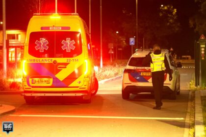 Politie naar azc in Budel voor vermeend steekincident