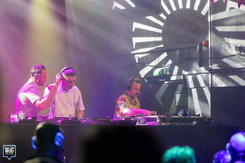 Archieffoto WdG - DJ's in De Bosuil