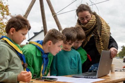 Scoutinggroepen Weert en Nederweert beleven JOTA-JOTI weekend