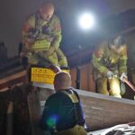 Nachtelijke reddingsactie voor kat tussen muren