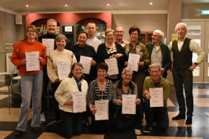 Veldeke Wieërt levert ‘najaarsklasje’ laezers en schriêvers af