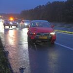 Kop-staartbotsing op afrit A2 bij Weert