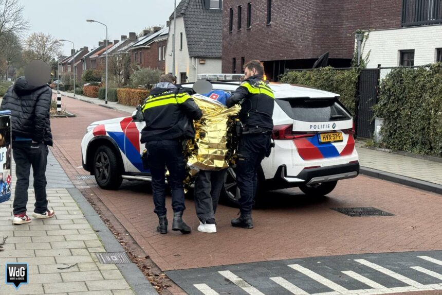 Pizzabezorger onderuit op Vrakkerstraat