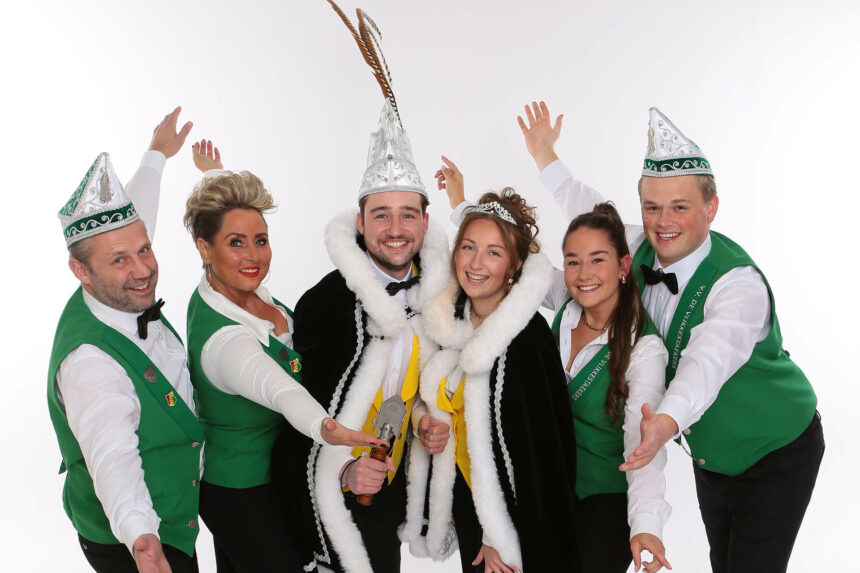 Prins Luuk I en Prinses Nina nieuw prinsenpaar van Vlikkestaekers Ospel