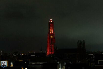 Sint Martinuskerk kleurt rood tijdens RedWednesday