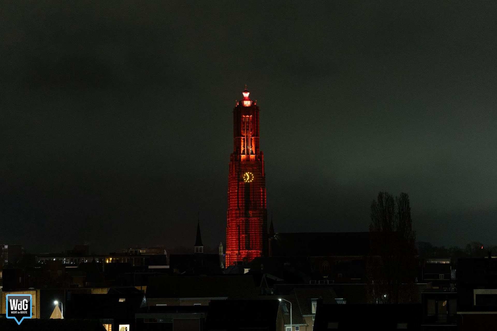 Sint Martinuskerk kleurt rood tijdens RedWednesday