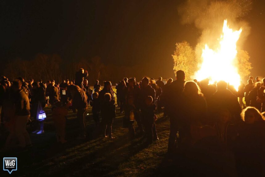 Gezellige Sint Maarten-viering in wijk Leuken