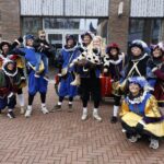 Weekmarkt met Pieten in beeld