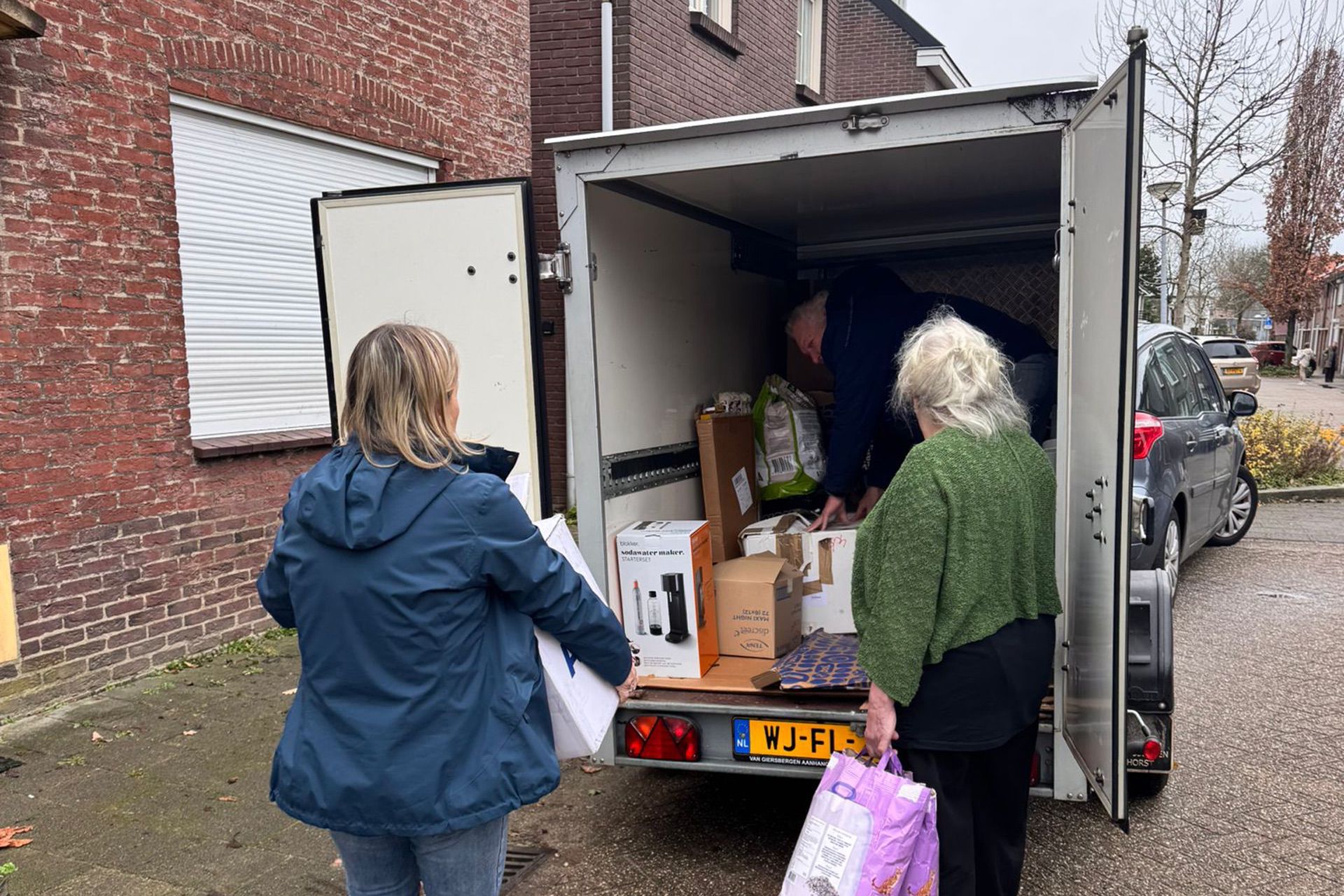 Papierinzameling Willem I-Straat