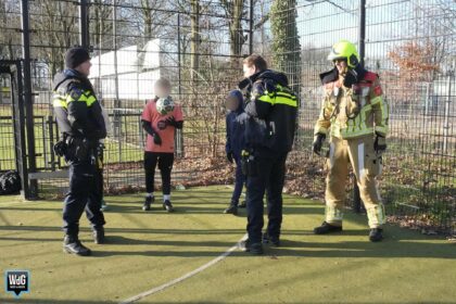 Jeugd dooft zelf brandje bij voetbalkooi op Open Park