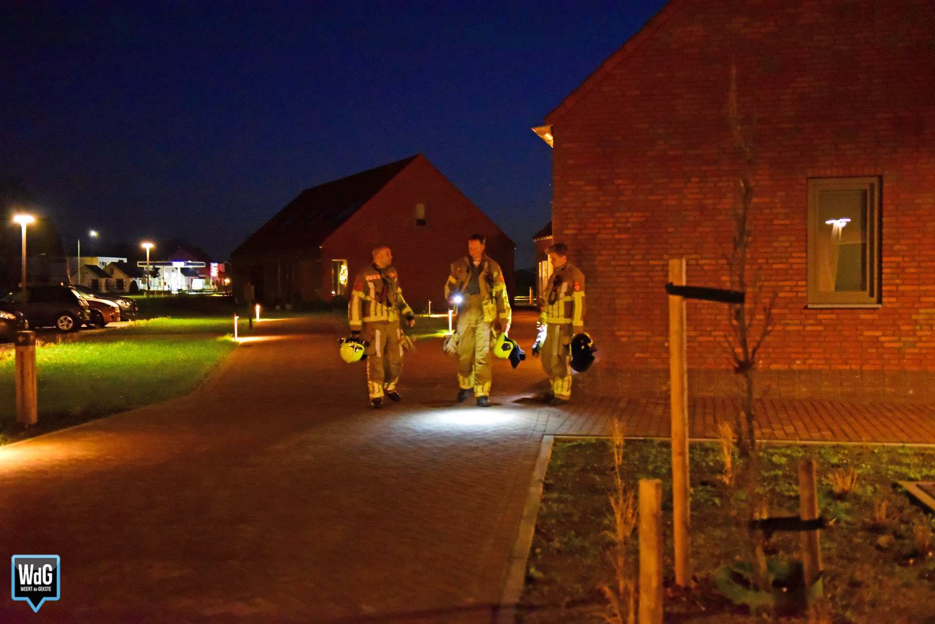 Brandweer doet onderzoek naar vermeende gaslucht in Ospel