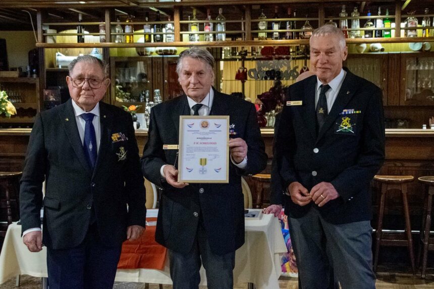 Wapenbroeders Weert staan stil bij erkenning en verdiensten