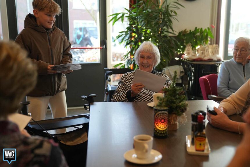 Leerlingen IKC Laar brengen kerstgroet
