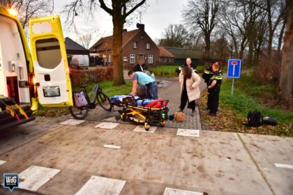 Fietsster gewond na aanrijding met scooter in Nederweert-Eind