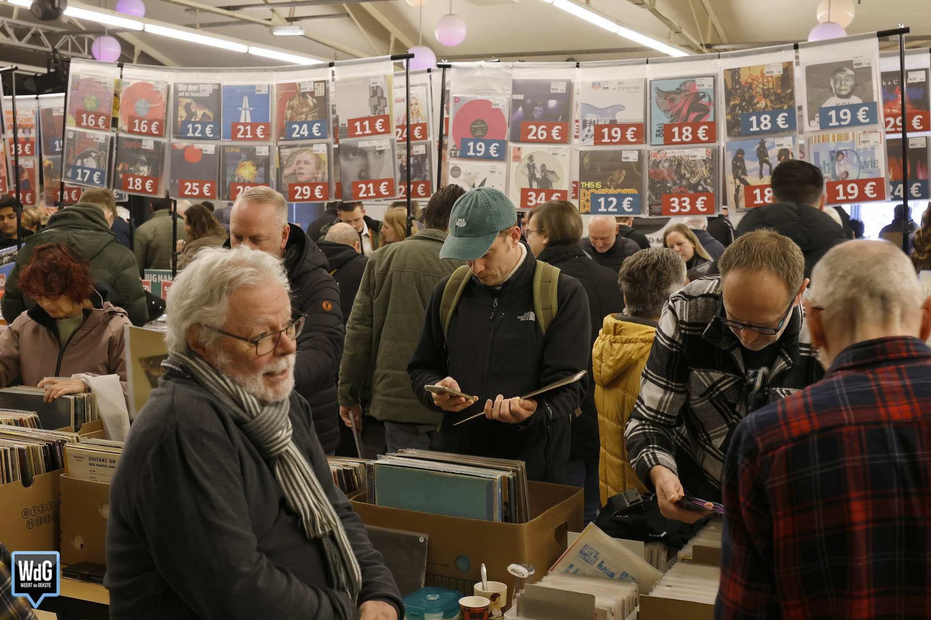 Geslaagde platen- en cd-beurs in Buurthuis Moesel