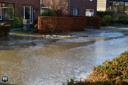 Beatrixstraat in Nederweert opnieuw getroffen door waterlekkage